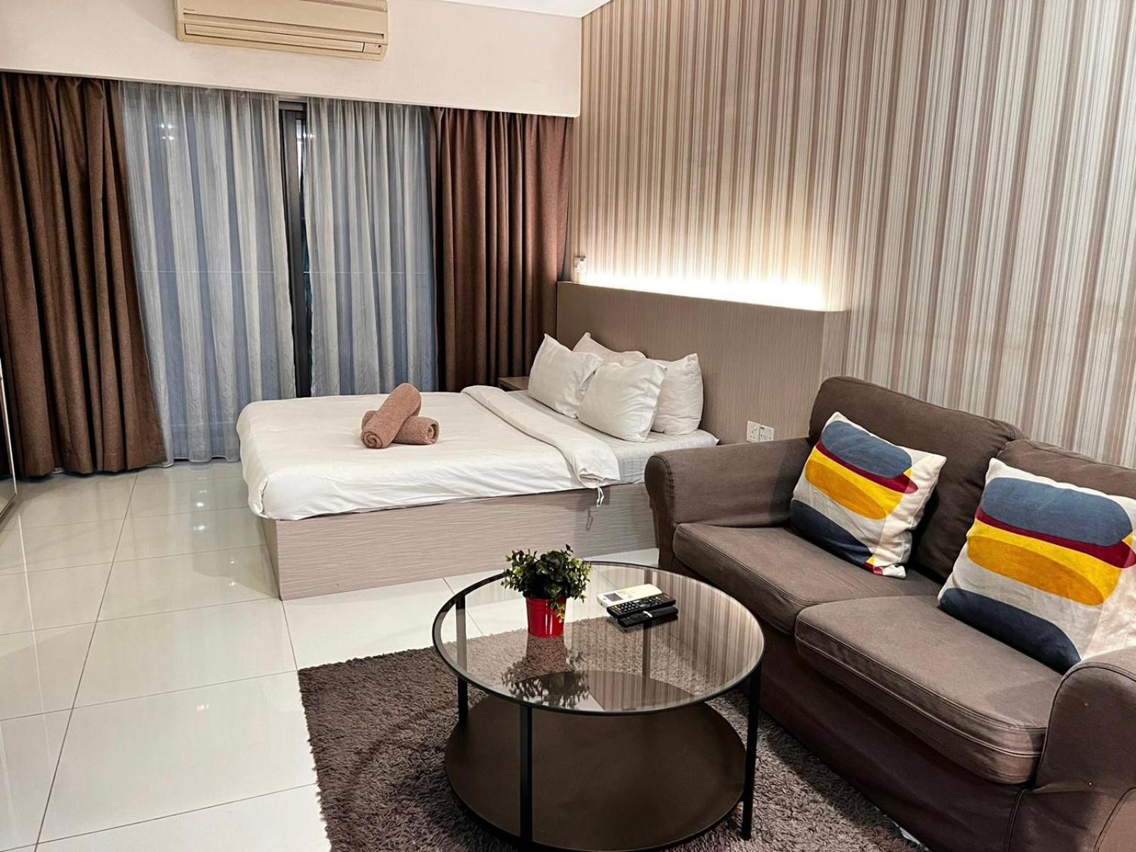 Mercu Summer Suites Klcc By Minutepointhome Куала-Лумпур Экстерьер фото