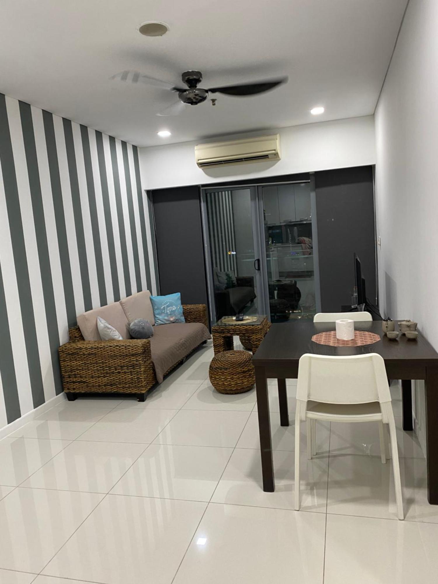 Mercu Summer Suites Klcc By Minutepointhome Куала-Лумпур Экстерьер фото